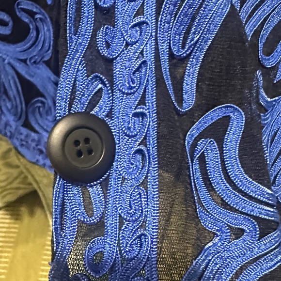 Weavz Black and Blue Swirl top - Picture 5 of 8